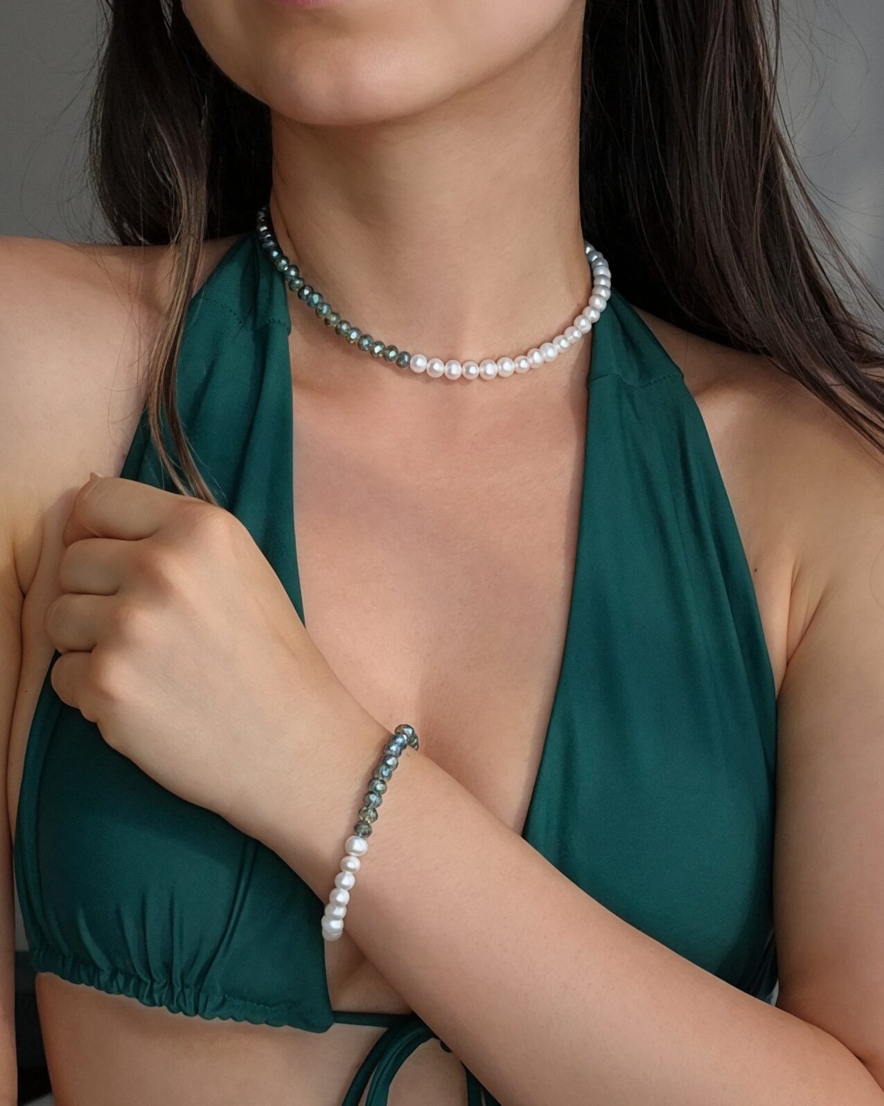 Half Pearl, Half Crystal Bead Necklace - Image 7