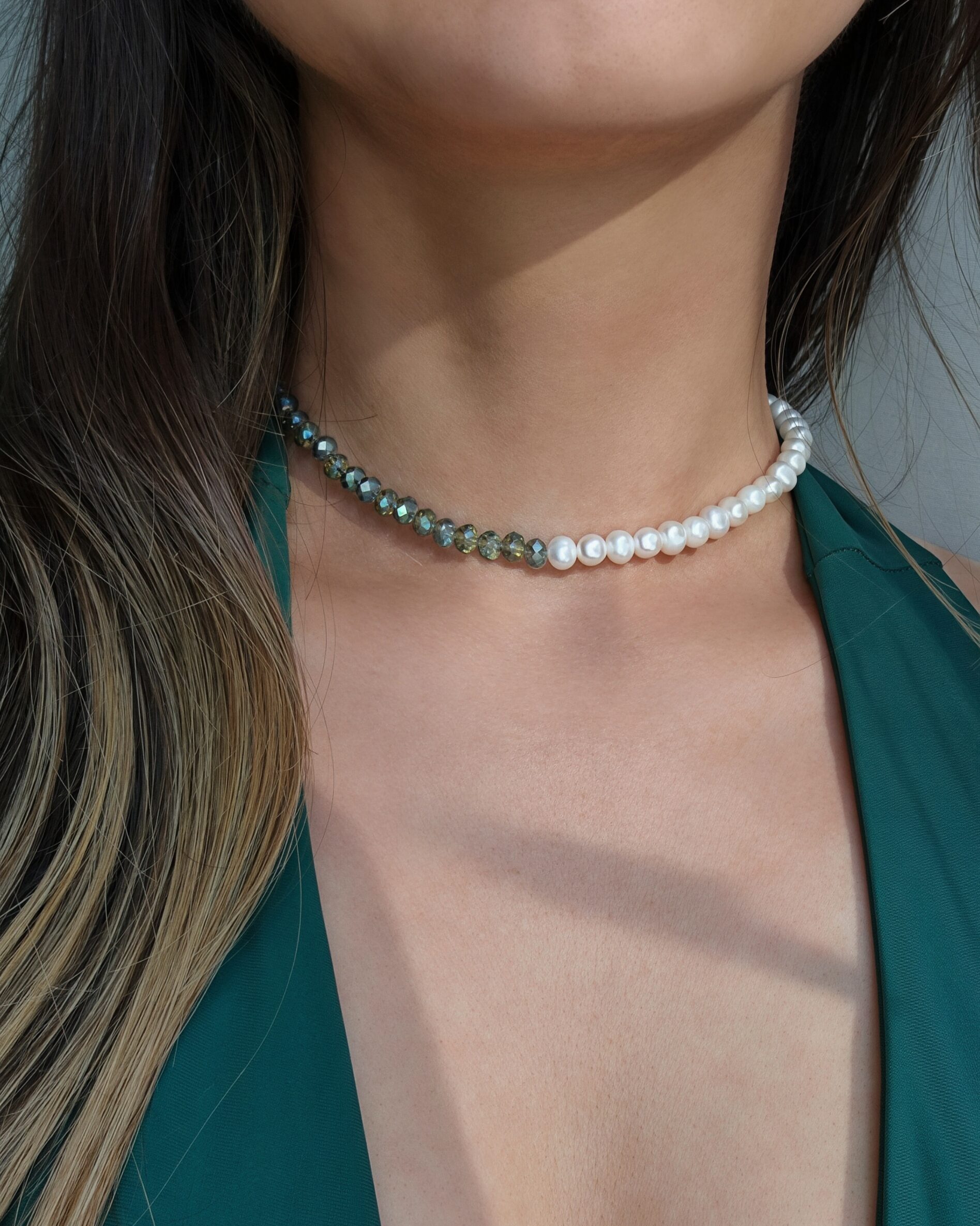 Half Pearl, Half Crystal Bead Necklace - Image 4